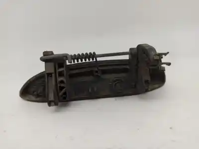 Pièce détachée automobile d'occasion poignée de porte avant droite pour renault megane scenic (ja0/1_) 1.4 i (ja0e) références oem iam   