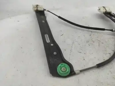 Second-hand car spare part passenger side right window regulator for bmw 1 (e87) 120 i oem iam references 7067796  