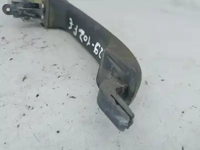 Pezzo di ricambio per auto di seconda mano maniglia esterna anteriore sinistra per peugeot 307 (3a/c) 1.4 16v riferimenti oem iam r31066  