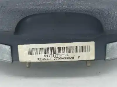 Автозапчастина б/у передня ліва подушка безопасности для renault clio ii bb_, cb_ 1.2 bb0a. bb0f. bb10. bb1k. bb28. bb2d. bb2h. cb0a.... посилання на oem iam 7700433028  