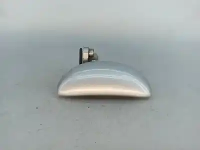 Peça sobressalente para automóvel em segunda mão puxador exterior frente direito por peugeot 107 1.0 cat (384f) referências oem iam 