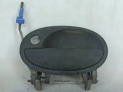 Peça sobressalente para automóvel em segunda mão puxador exterior dianteiro esquerdo por opel corsa c (x01) 1.2 (f08, f68) referências oem iam  Peça sobressalente para automóvel em segunda mão puxador exterior dianteiro esquerdo por opel corsa c (x01) 1.2 (f08, f68) referências oem iam
