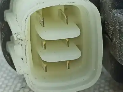 Second-hand car spare part passenger side right window regulator for mitsubishi l 200 (ka0/kb0) 2.5 di-d cat oem iam references mn182354  