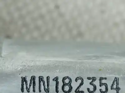 Second-hand car spare part passenger side right window regulator for mitsubishi l 200 (ka0/kb0) 2.5 di-d cat oem iam references mn182354  