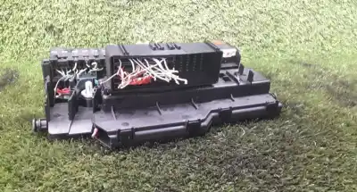 Second-hand car spare part fuse box unit for bmw x3 (e83) 2.0 d oem iam references 8364542  