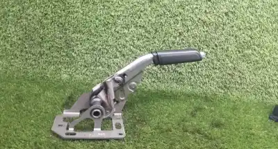 Peça sobressalente para automóvel em segunda mão alavanca de travão de mão por ford focus ii (da_) 2.0 tdci referências oem iam 3m512780db