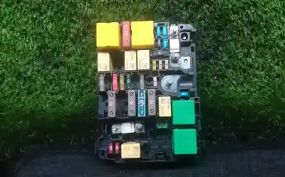 Second-hand car spare part fuse box unit for citroen c-elysee (dd_) 1.6 hdi 92 oem iam references 9804846880