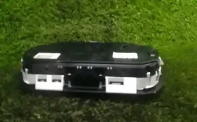 Peça sobressalente para automóvel em segunda mão quadrante por renault megane iii (bz0_) 1.5 dci (bz1g. bz1w. bz0r) gasóleo 2009 5p referências oem iam   