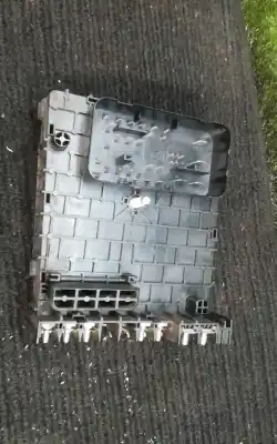 Second-hand car spare part fuse box unit for volkswagen passat variant (3c5) 1.9 tdi oem iam references 3c0937125  