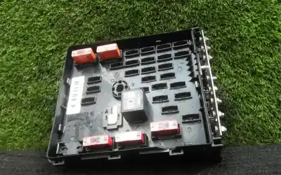 Second-hand car spare part fuse box unit for volkswagen passat variant (3c5) 1.9 tdi oem iam references 3c0937125  