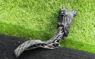 Second-hand car spare part accelerator pedal for audi a3 (8l1) 1.9 tdi oem iam references 6q1721503  