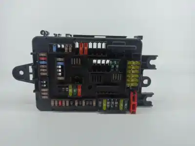 Pezzo di ricambio per auto di seconda mano scatola relè/fusibili per bmw 1 (f20) 118 d riferimenti oem iam 19178000001