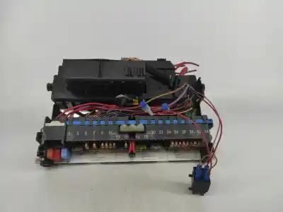 Pezzo di ricambio per auto di seconda mano scatola relè/fusibili per bmw x3 (e83) 2.0 d riferimenti oem iam 8364542