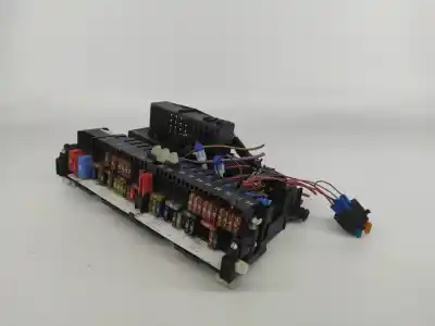 Second-hand car spare part fuse box unit for bmw x3 (e83) 2.0 d oem iam references 8364542  