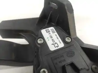 Second-hand car spare part accelerator pedal for opel corsa c (x01) 1.2 (f08 f68) oem iam references 9129423  