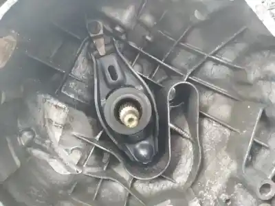 Second-hand car spare part gearbox for audi a8 (d2) 2.5 tdi oem iam references cyb  