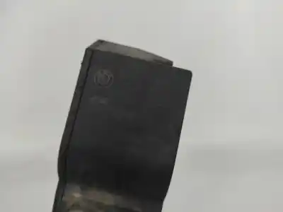 Second-hand car spare part accelerator pedal for bmw 1 (e87) 120 d oem iam references 3542677264601  