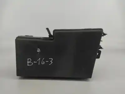 Pezzo di ricambio per auto di seconda mano scatola relè/fusibili per mazda 3 (bk) 2.0 (bkep) riferimenti oem iam bp4k66765