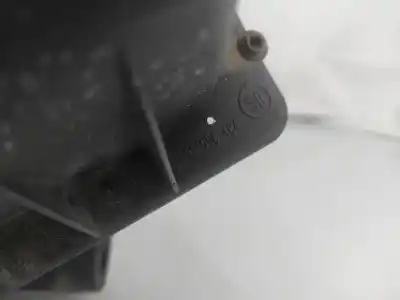 Pezzo di ricambio per auto di seconda mano supporto filtro aria per opel astra h gtc (a04) 1.3 cdti (l08) riferimenti oem iam 55556464  