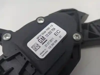 Автозапчастина б/у педаль акселератора для opel astra j (p10) 1.6 turbo (68) посилання на oem iam 13252704  