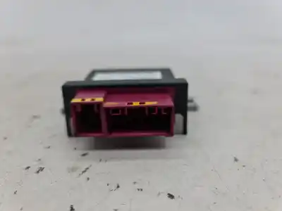 Peça sobressalente para automóvel em segunda mão centralina de motor uce por bmw 1 (f20) 118 d referências oem iam 55892110  