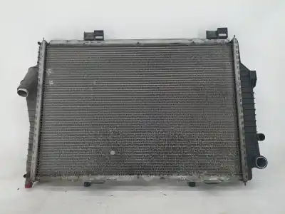 Pezzo di ricambio per auto di seconda mano Radiatore D Acqua per MERCEDES-BENZ SLK (R170) 320 (170.465) Riferimenti OEM IAM 433438439  