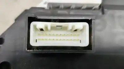 Peça sobressalente para automóvel em segunda mão quadrante por mazda 2 dl, dj 1.5 skyactiv-g m hybrid referências oem iam   