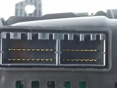 Peça sobressalente para automóvel em segunda mão quadrante por hyundai i30 (fd) 1.6 crdi referências oem iam 940332r220  