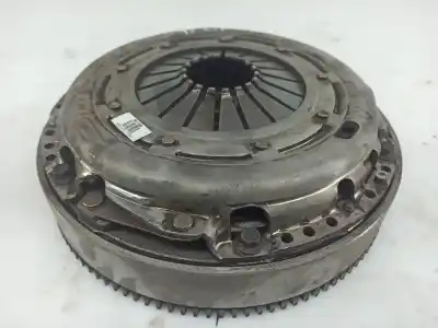 Pezzo di ricambio per auto di seconda mano kit frizione per ford focus iii 1.6 tdci riferimenti oem iam 