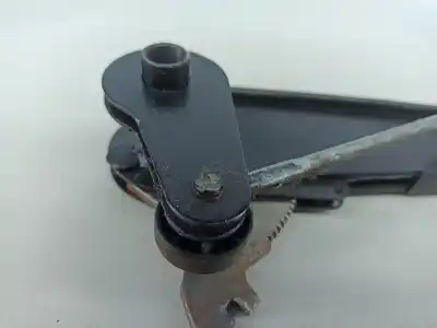 Pezzo di ricambio per auto di seconda mano leva del freno a mano per peugeot 307 (3a/c) 1.4 16v riferimenti oem iam   