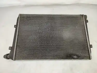 Pezzo di ricambio per auto di seconda mano radiatore d acqua per volkswagen passat b6 variant (3c5) 2.0 tdi 4motion riferimenti oem iam 3c0121253r  