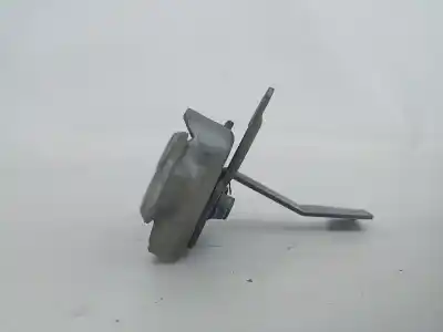 Pièce détachée automobile d'occasion serrure de capot pour renault megane scenic (ja0/1_) 1.9 dti (ja0n) références oem iam   