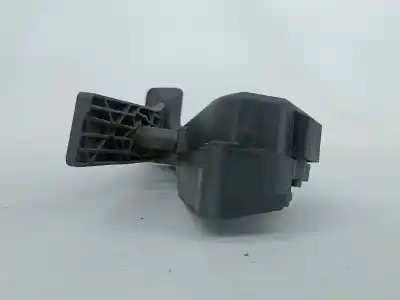 Second-hand car spare part accelerator pedal for bmw 1 (e81) 118 d oem iam references 6786588  