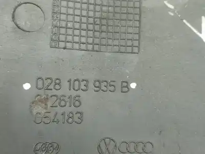 Автозапчасти б/у крышка двигателя за audi a4 b5 (8d2) 1.9 tdi ссылки oem iam 028103935b  
