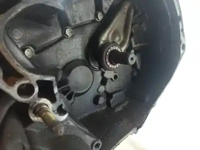 Peça sobressalente para automóvel em segunda mão caixa de velocidades por renault clio i b c57_, 5 357_ 1.9 d b c s576. b c s57l referências oem iam jb1104
