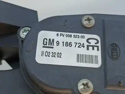 Second-hand car spare part accelerator pedal for opel vectra c gts (z02) 1.8 16v (f68) oem iam references 9186724  