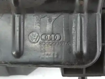 Автозапчасти б/у поддержка воздушного фильтра за volkswagen passat variant (3b5) 1.9 tdi ссылки oem iam 8d0129968a  