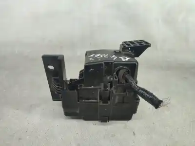 Peça sobressalente para automóvel em segunda mão caixa de fusíveis e relés por renault fluence (l30_) z.e. elétrico 2013 4p referências oem iam 63595709