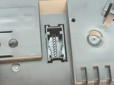 Peça sobressalente para automóvel em segunda mão quadrante por bmw 1 (e81) gasóleo 2010 3p referências oem iam 1041568  