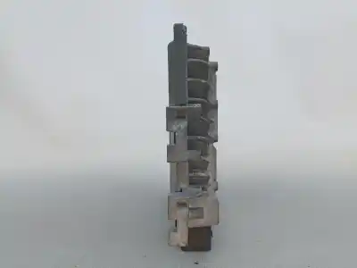 Second-hand car spare part ecu engine control for renault megane ii sedán (lm0/1_) 1.5 dci (lm1e) oem iam references 8200565863   Second-hand car spare part ecu engine control for renault megane ii sedán (lm0/1_) 1.5 dci (lm1e) oem iam references 8200565863