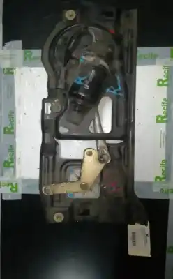 Автозапчасти б/у мотор переднего стеклоочистителя за HYUNDAI H-1 / STAREX AUTOBÚS (A1) 2.5 TD ссылки OEM IAM MR155232  