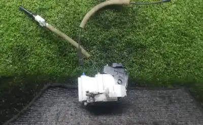 Автозапчастина б/у замок передній праві двері для honda accord tourer (cn/cm) 2.2 ctdi посилання на oem iam   