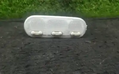 Second-hand car spare part interior light for renault clio iii (br0/1, cr0/1) 1.2 16v (br02 br0j br11 cr02 cr0j cr11) oem iam references 8200073234