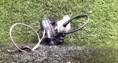 Автозапчастина б/у замок передній праві двері для nissan qashqai / qashqai +2 i (j10, nj10, jj10e) 1.5 dci посилання на oem iam    Автозапчастина б/у замок передній праві двері для nissan qashqai / qashqai +2 i (j10, nj10, jj10e) 1.5 dci посилання на oem iam