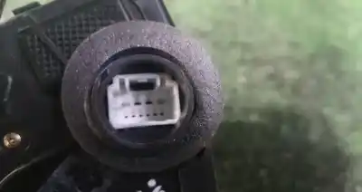 Piesă de schimb auto la mâna a doua încuietoare ușa din dreapta fațã pentru ford c-max (dm2) 1.6 tdci referințe oem iam    Piesă de schimb auto la mâna a doua încuietoare ușa din dreapta fațã pentru ford c-max (dm2) 1.6 tdci referințe oem iam