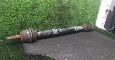 Peça sobressalente para automóvel em segunda mão transmissão dianteira direita por toyota corolla compact (_e10_) 1.3 xli 16v (ee101) referências oem iam 