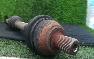 Автозапчастина б/у передня права трансмісія для volvo c30 1.6 d 84kw посилання на oem iam   