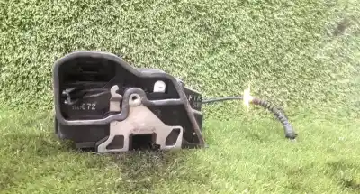 Peça sobressalente para automóvel em segunda mão fechadura da porta dianteira direita por bmw 5 touring (e61) 520 d referências oem iam 7167072