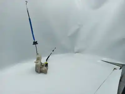 Автозапчастина б/у замок передній праві двері для audi a4 b8 (8k2) 2.0 tdi quattro посилання на oem iam ja68j2837016a  