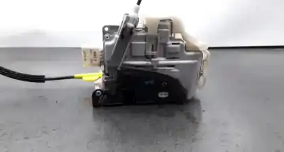 Автозапчастина б/у замок передній праві двері для audi a4 b8 (8k2) 2.0 tdi quattro посилання на oem iam ja68j2837016a  